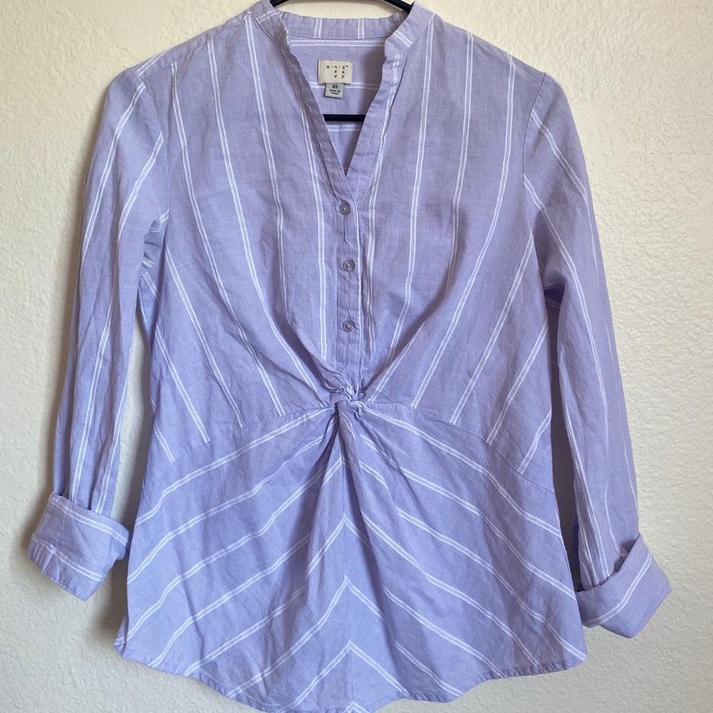 Blue Top Front Twist